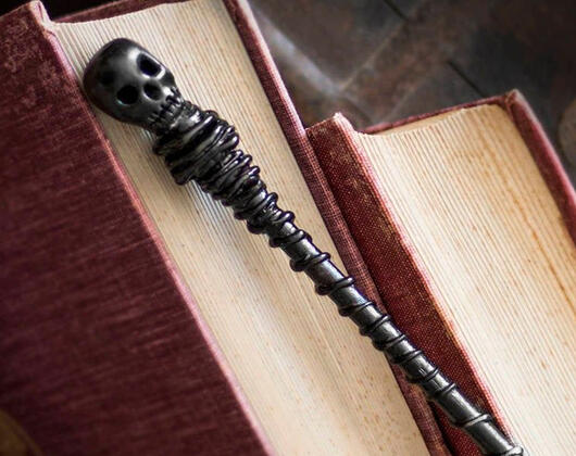 Head of Rabastan's wand Example